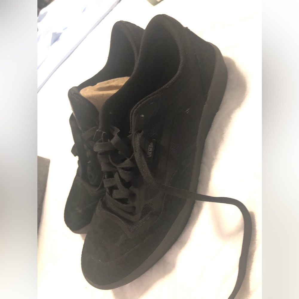 Never used vans ultimate Waffle size 9